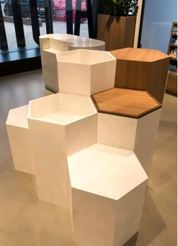 Cho thuê bục lục giác sự kiện